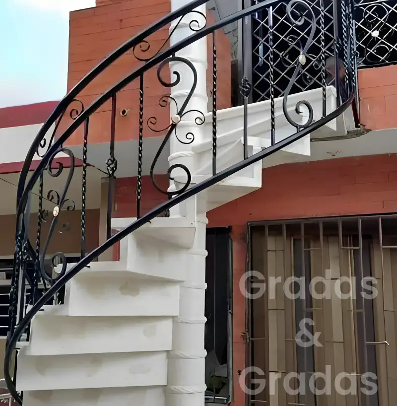 Grada tapada con Stringer macizo y acabado en porcelanato